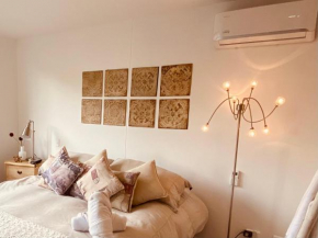 Espacioso Apartamento, bonito balcón, excelente ubicación